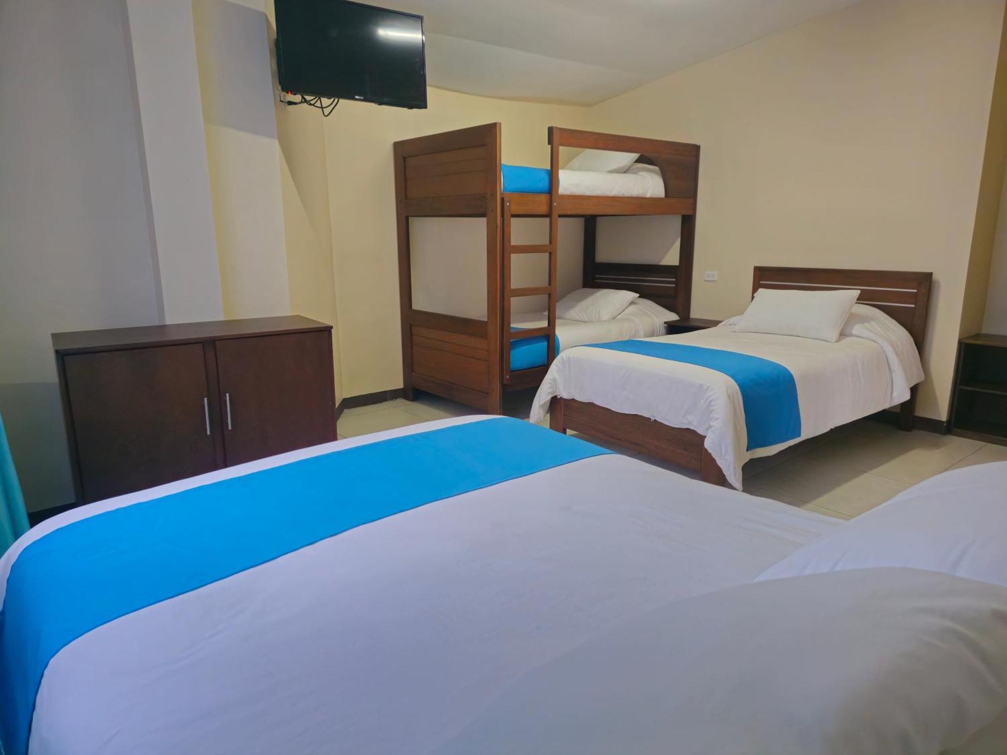 Hotel Tungurahua Баньос Экстерьер фото