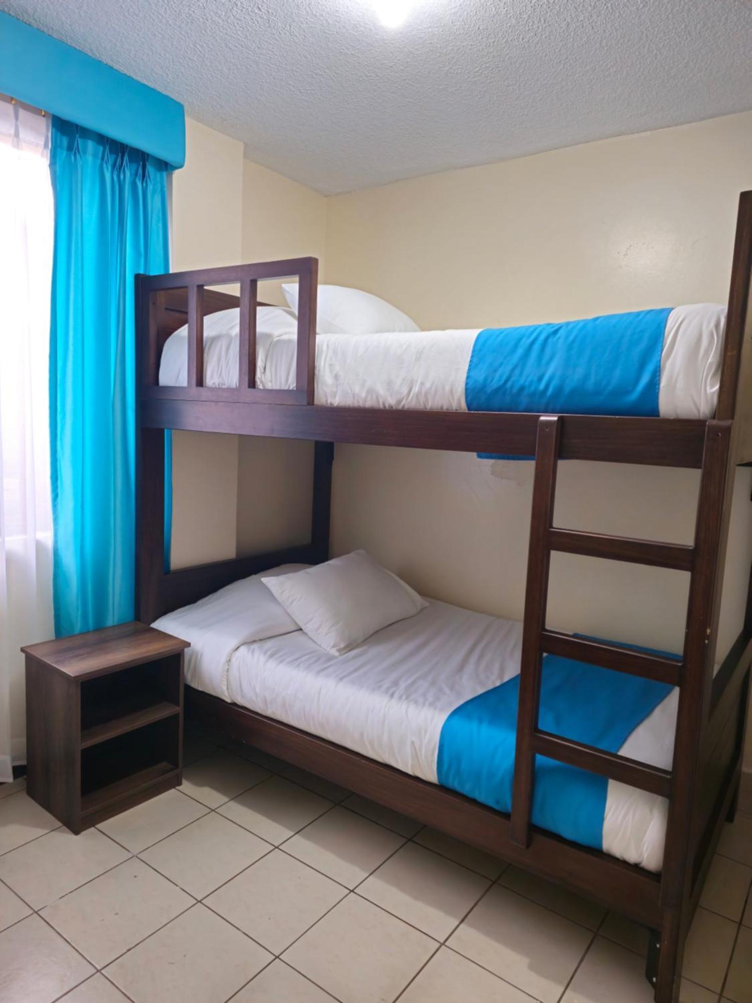 Hotel Tungurahua Баньос Экстерьер фото