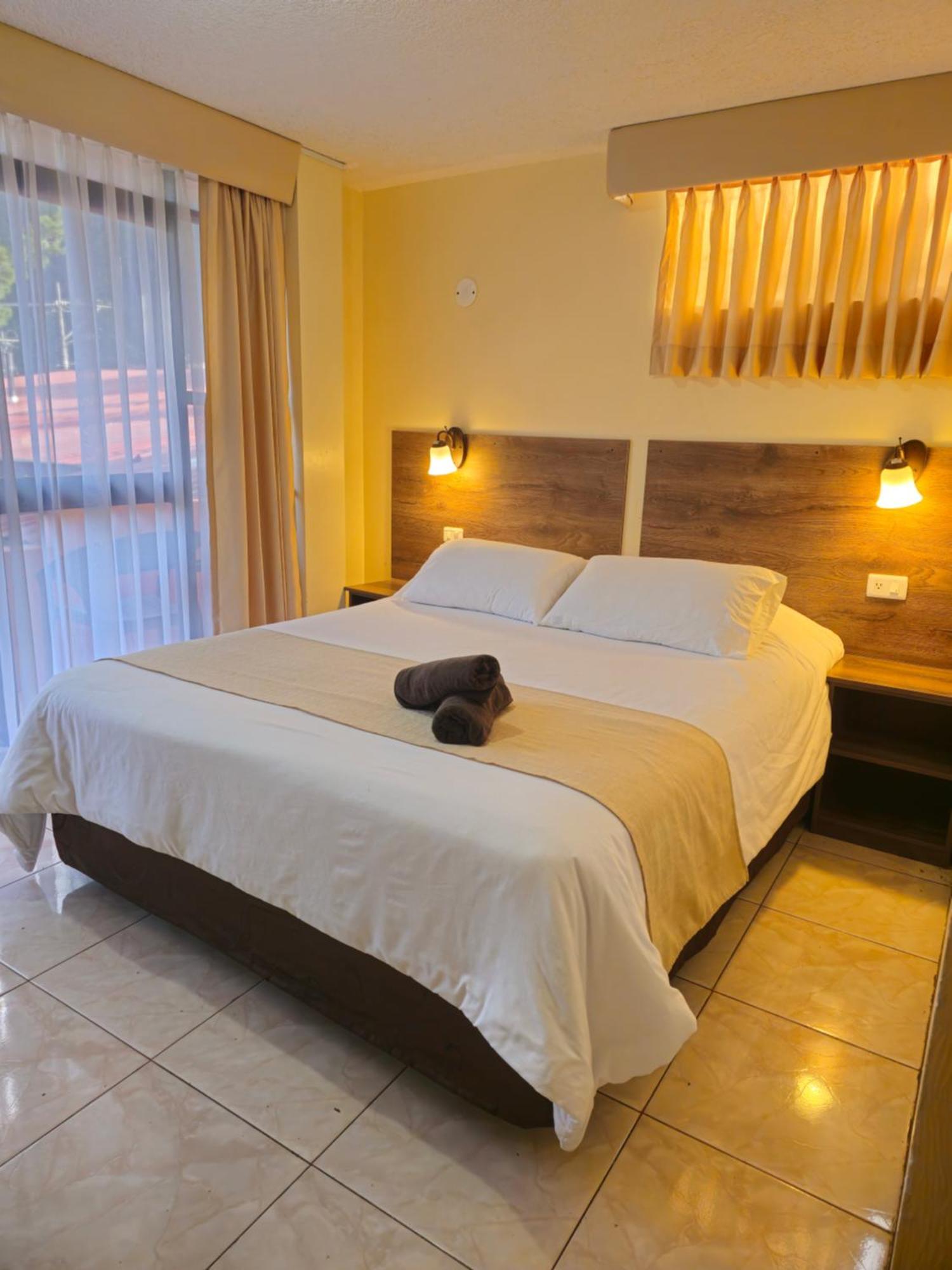Hotel Tungurahua Баньос Экстерьер фото