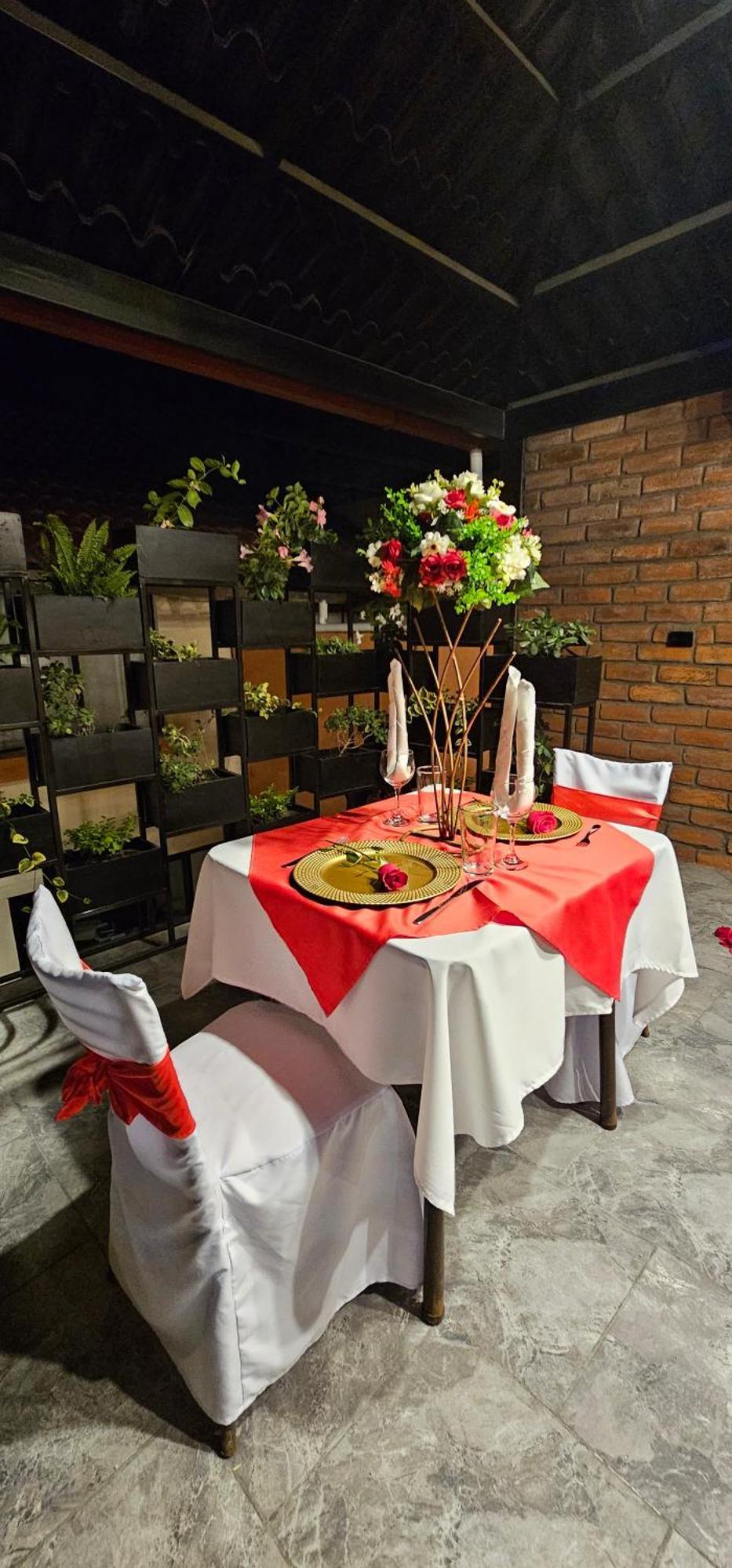 Hotel Tungurahua Баньос Экстерьер фото